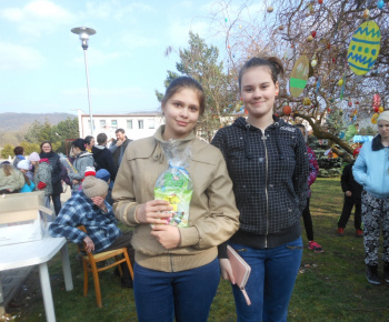 Zdobenie veľkonočného stromu 2016